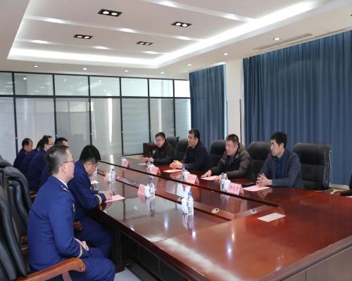 曲仁剛走訪慰問市消防救援局